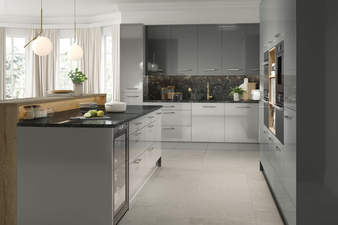 Venice Flat Door Kitchen - Over 45 Colour Options Available!